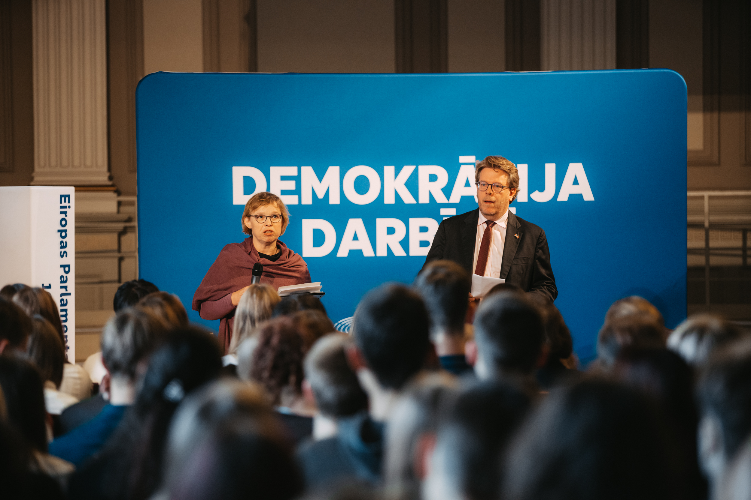 Vācijas vēstniece un Francijas vēstnieks